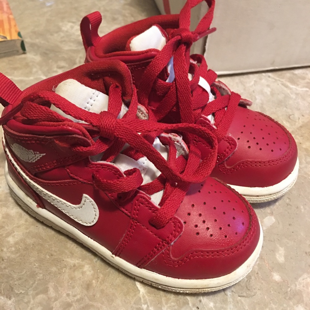 Toddler Jordan 1’s